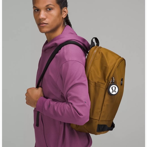 NEW🖤Lululemon Logo Bag Charm Silver Black Logo Keychain, 🎁 Stocking Stuffer - Picture 4 of 14